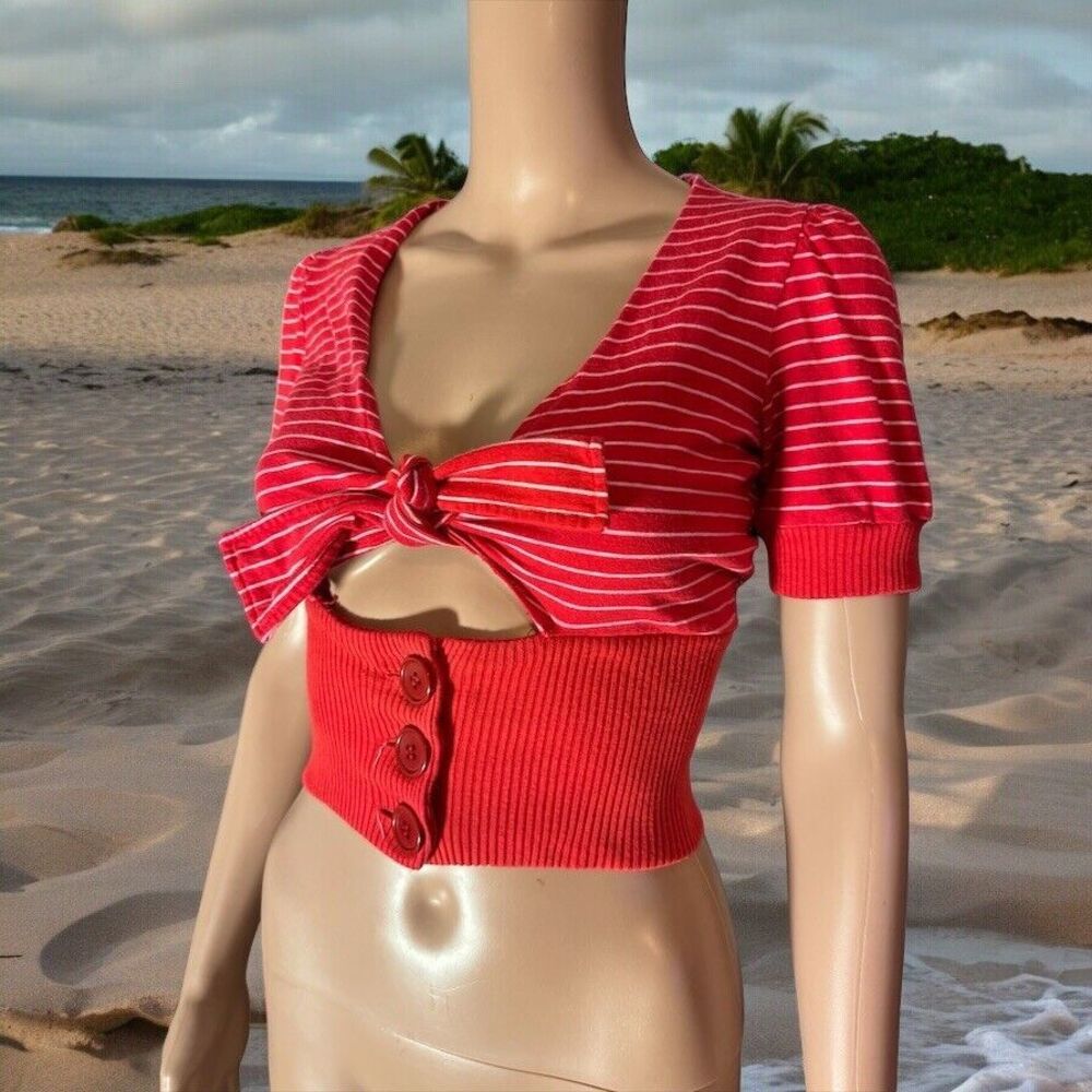 Bobbie Brooks Women's Vtg 1960s Blouse Crop Top Front Tied & 3 Buttons Striped
